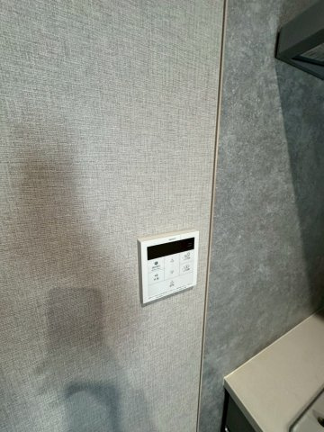 レック北梅田の玄関|明るい玄関です