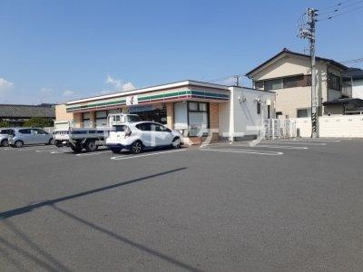 ソレアードＡの周辺|セブンイレブン前橋朝倉町１丁目まで550m
高崎、前橋のお部屋探しはエンドスケープまで！お客様の理想お聞かせ下さい♪