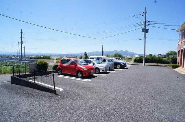 パルティールの駐車場|高崎、前橋のお部屋探しはエンドスケープまで！お客様の理想お聞かせ下さい♪