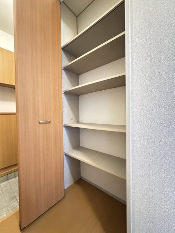 シャンティ小森野　Ｂ棟の内装