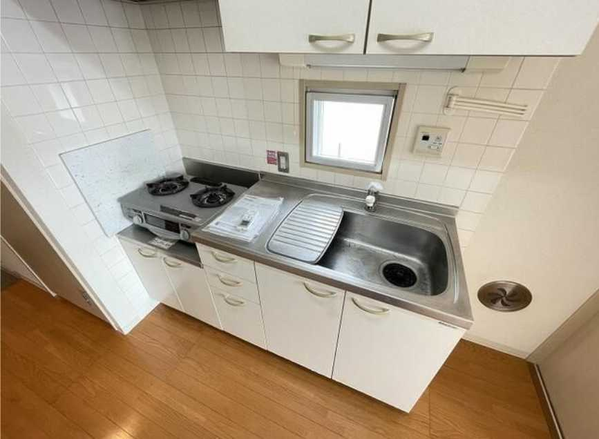 イーストヴァリュー弦巻　角部屋　オートロック　独立洗面台のキッチン
