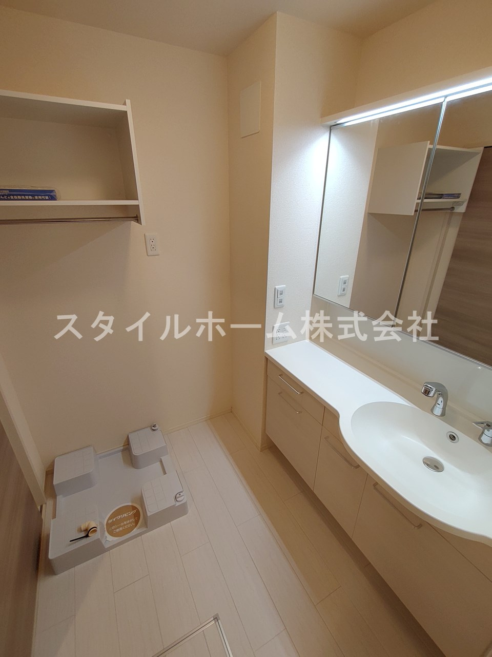 Ｎｏｉｒ　Ｂｌａｎｃの洗面所|別部屋写真です。