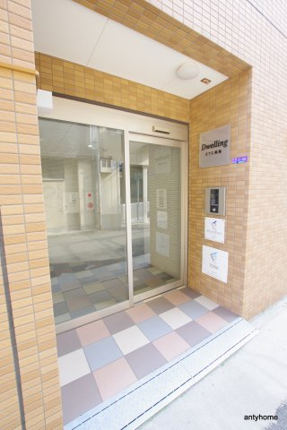 ES-Grande大阪福島　仲介手数料無料のエントランス