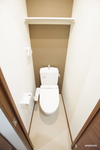 ES-Grande大阪福島　仲介手数料無料のトイレ