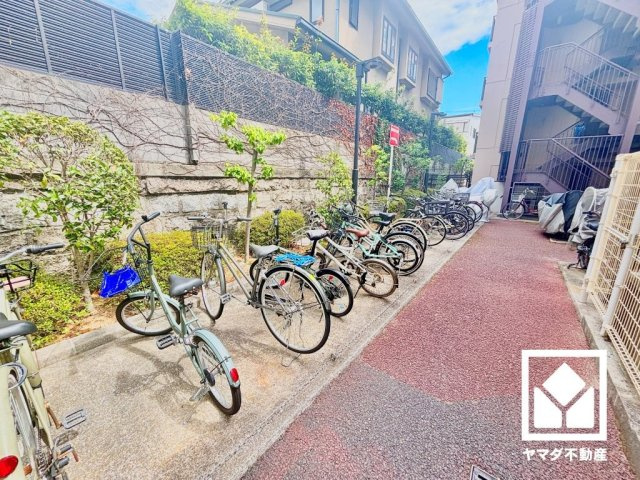 パークサイド香櫨園の駐輪場