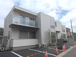 ＧＲＡＣＥ　ＣＯＵＲＴ　ＹＡＷＡＴＡの画像