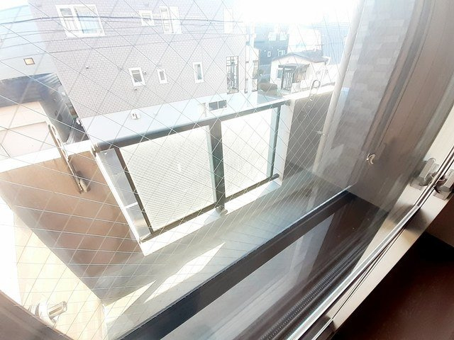 ジュネス元町のバルコニー