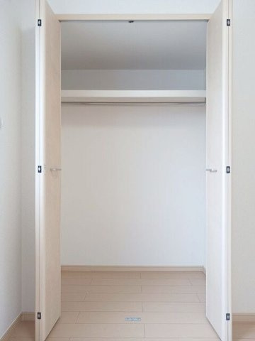 ジョンドール・Ｗの収納