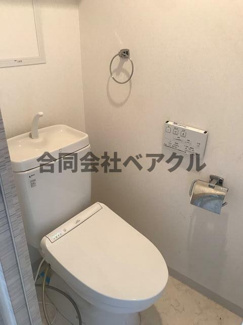 【トイレ】 | エスリード烏丸五条駅前 | コンパクトで使いやすいトイレです