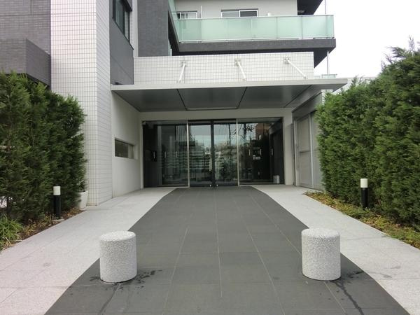 【エントランス】
