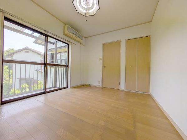 【子供部屋】 | 2面採光なので、日差しを長時間受ける事が出来る暖かいお部屋です。