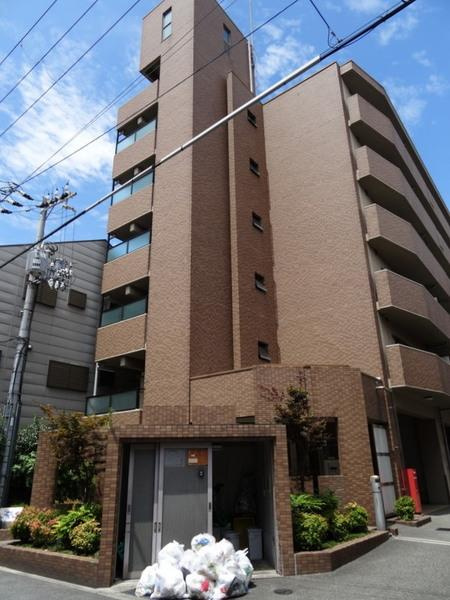 パレジュンのエントランス|★敷地内ゴミ置き場★