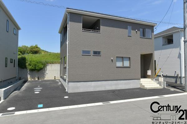 クレイドルガーデン下垣内 ５号棟 ／新築一戸建