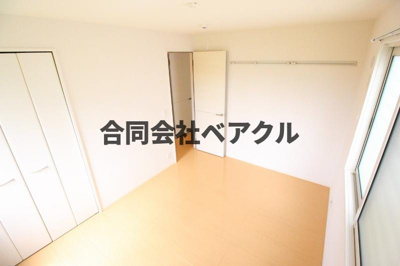 【洋室】 | シエスタ | 落ち着いた色調の洋室です