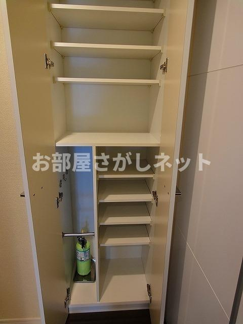 ステージファースト根岸【おとり物件なし】#学生・社会人にオススメ！初期費用分割払いOK！の収納|シューズボックス