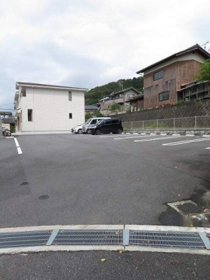 【駐車場】 | ルラシオン　エヌ