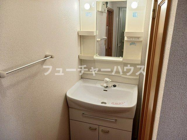 リバーサイドＮの洗面所|広い洗面スペース