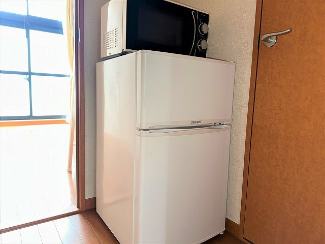 レオパレスエルムのその他|冷蔵庫