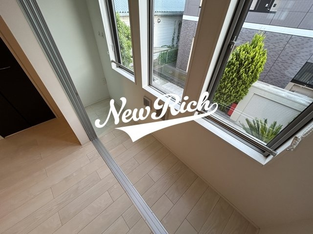 伊勢崎市ひろせ町のアパートのバルコニー