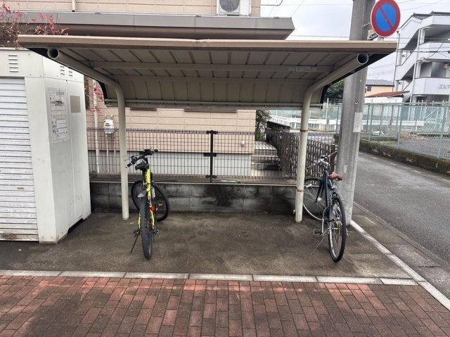 レオパレスアクシスのその他