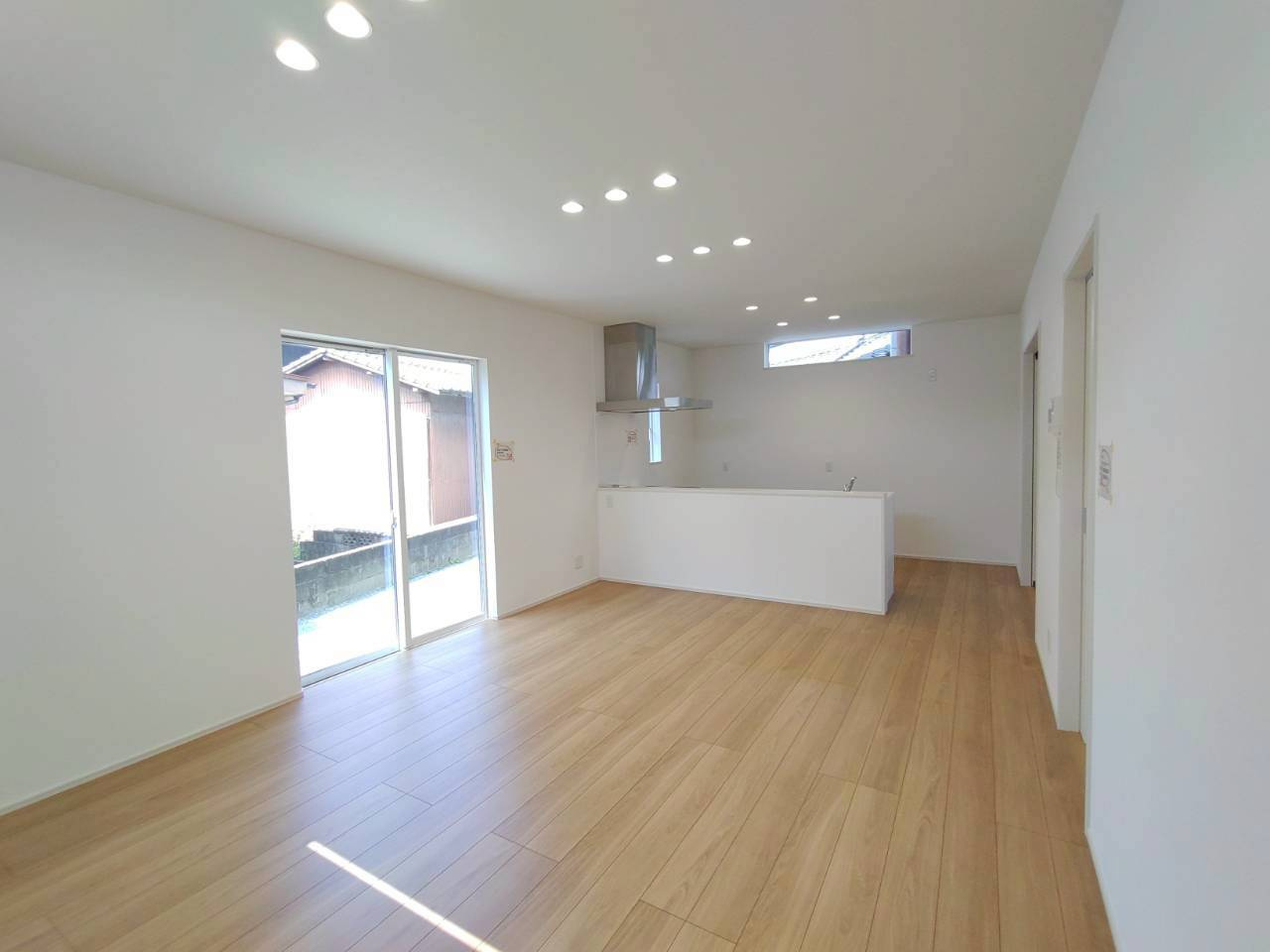 柳川市吉原の新築一戸建の居間・リビング
