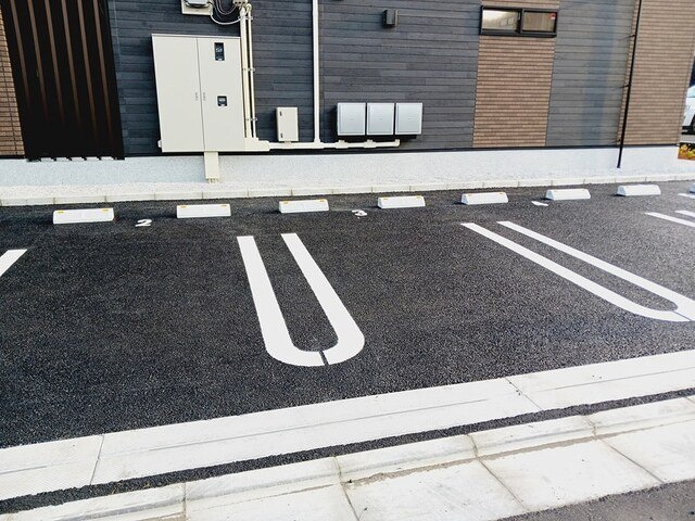ヴィラ　かすみの駐車場|駐車場があるので、車を買う予定の方も安心です
