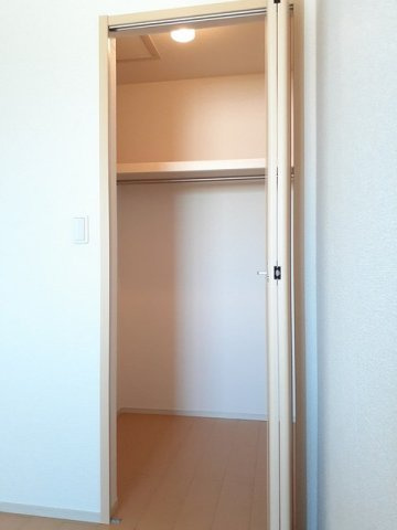 ヒル・コンセールＢの収納|大きなものも収納できそうです