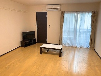 【居間・リビング】 | クレイノ宝塚東