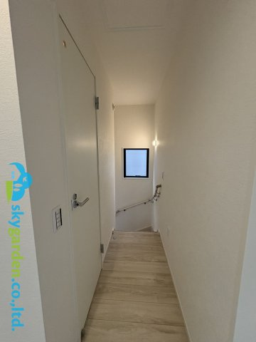 藤沢市本藤沢３期　新築戸建　全２棟2号棟の内装|2階の廊下