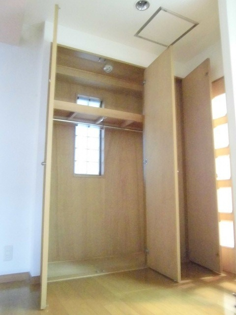 コンフォート富岡の収納|★クローゼット★