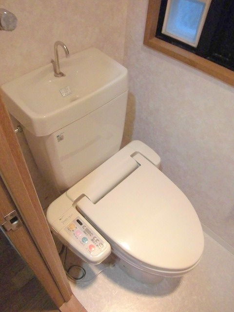 コンフォート富岡のトイレ|★温水洗浄便座★