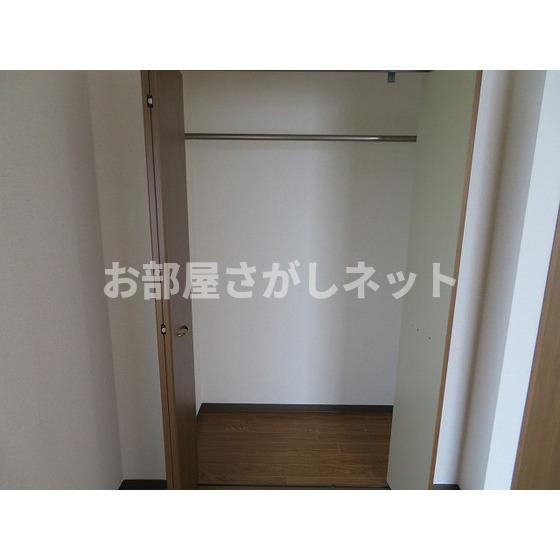 ダイヤモンドレジデンス西日暮里の収納|クローゼット