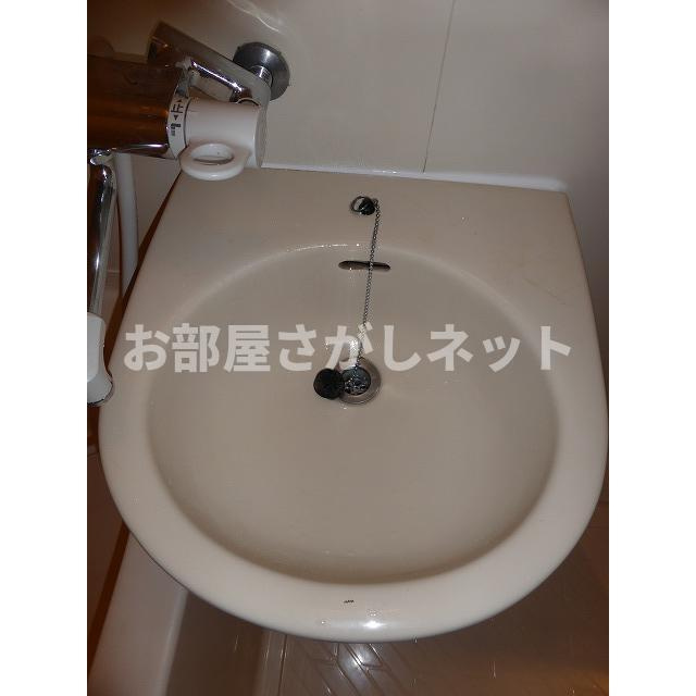 ダイヤモンドレジデンス西日暮里の洗面所