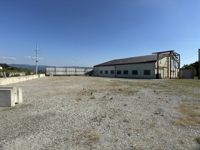 宇城市松橋町浅川の倉庫の外観