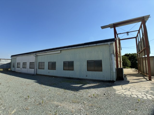 宇城市松橋町浅川の倉庫