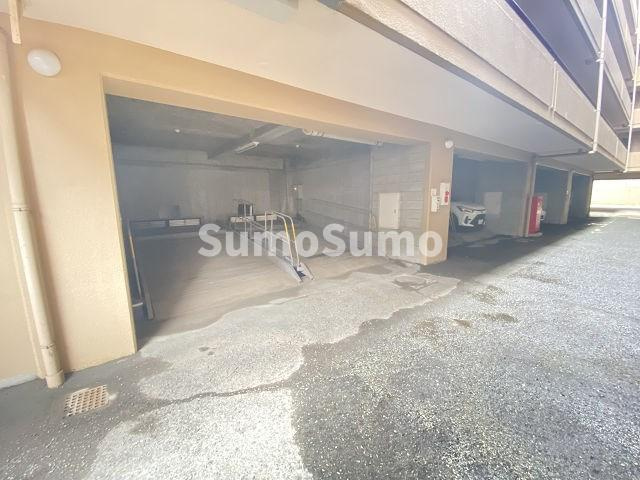 メゾン大和7号館の駐車場