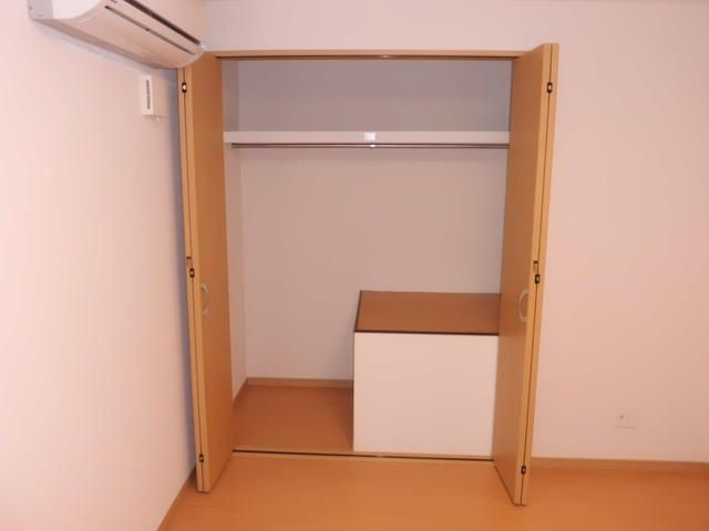 千葉市中央区大森町のアパートの収納