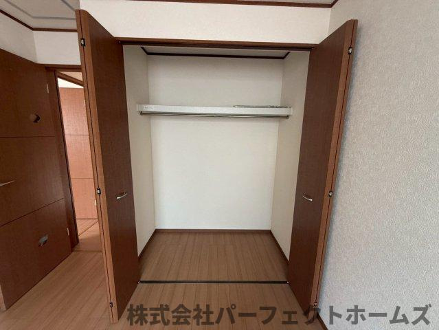 長尾台4丁目戸建の収納|こまごまとしたものを収納できそうですね