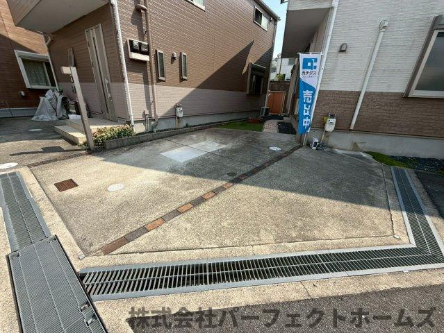 長尾台4丁目戸建の駐車場|駐車場があります
