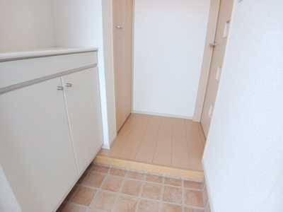 【玄関】 | ヴィラ　グリチーネⅠ | きれいな玄関です