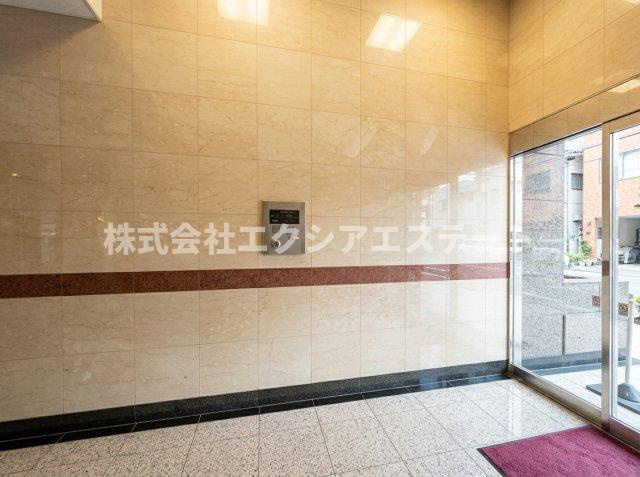 ぷりんすマンションのエントランス