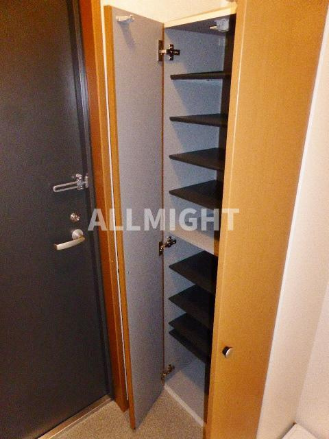 川崎市麻生区上麻生７丁目の賃貸マンションの玄関|★お部屋探しはオールマイト不動産までご相談下さい♪【044-543-9135】