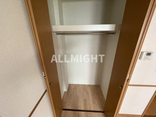 川崎市麻生区上麻生７丁目の賃貸マンションの収納|★お部屋探しはオールマイト不動産までご相談下さい♪【044-543-9135】