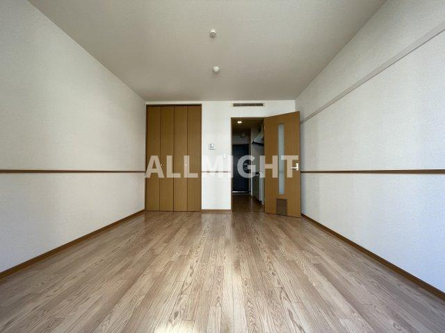 川崎市麻生区上麻生７丁目の賃貸マンションの寝室|★お部屋探しはオールマイト不動産までご相談下さい♪【044-543-9135】