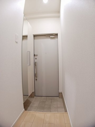 インペリアルライフの玄関