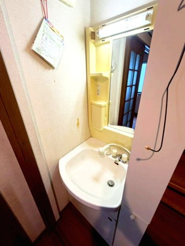 楠丘町3丁目の独立洗面台