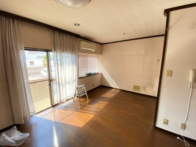 南別府3丁目一戸建の居間・リビング