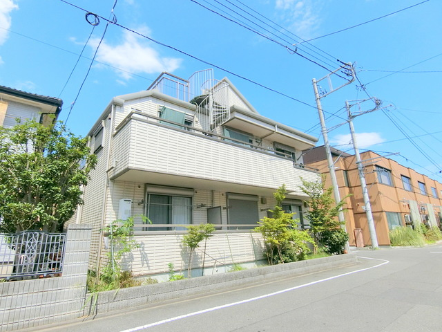 ＫＯＭＡＺＡＷＡメゾンの外観