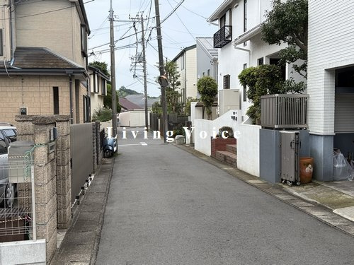 【仲介手数料０円】藤沢市本藤沢3期　新築一戸建て　全2棟の前面道路含む現地写真|藤沢市本藤沢3期　新築一戸建て　全2棟