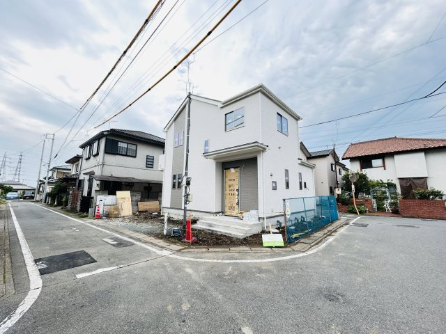 新築　前橋市古市町　Heartful　Town　A号棟の前面道路含む現地写真|現地写真　北側接道幅員約6ｍ　東側接道幅員約4ｍ